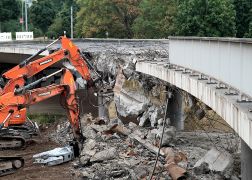 Abriss Bruecke In Jena Lobeda 0002